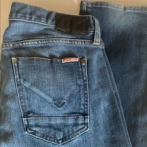 Pre-owned men’s Hudson jeans size 33. Medium wash.